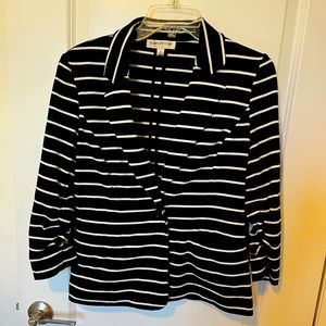 Evan Picone short jacket. 1 button